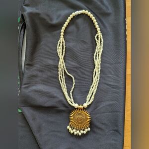 Gold and Cream Beaded Pendant Necklace - Elegant Sunburst Design